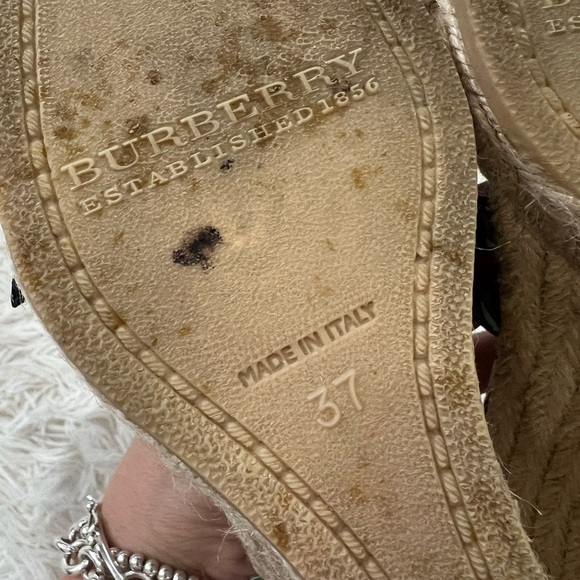 BURBERRY: Black Patent Leather & "Nova Check"
Espadrille - size 37 US size 7 - Picture 11 of 11